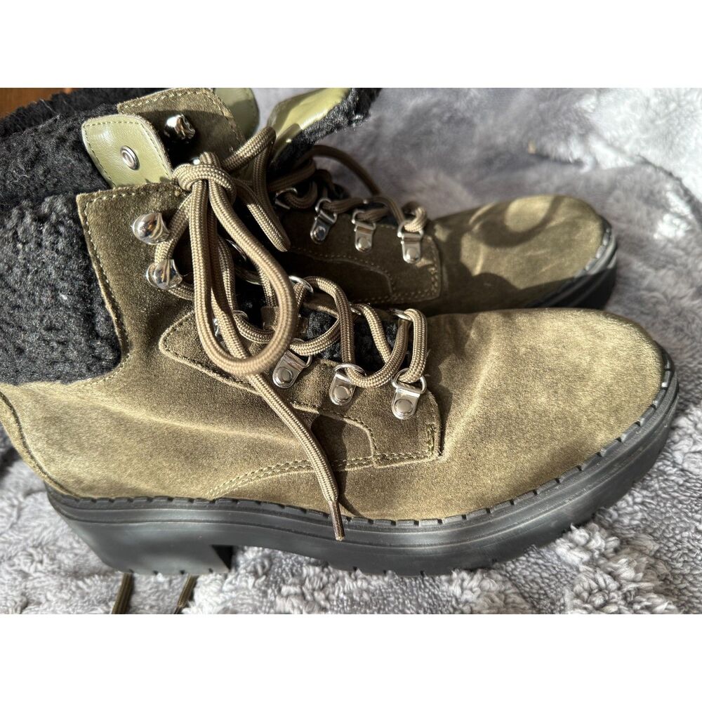 Marc Fisher Leather Army Green/Faux Fur/Suede Lace Up Boot sz 8 Women's